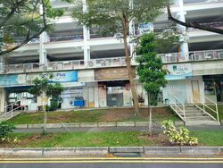 Bedok Central (D16), Shop House #452195001